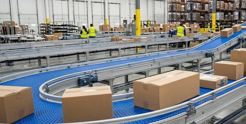Boxes on a modular conveyor belt